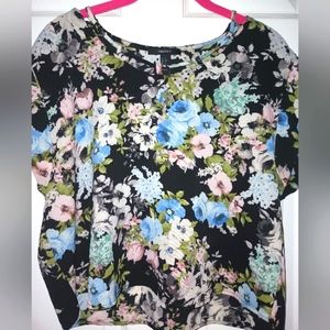 Great Used Condition Size Lg Crop top Forever 21